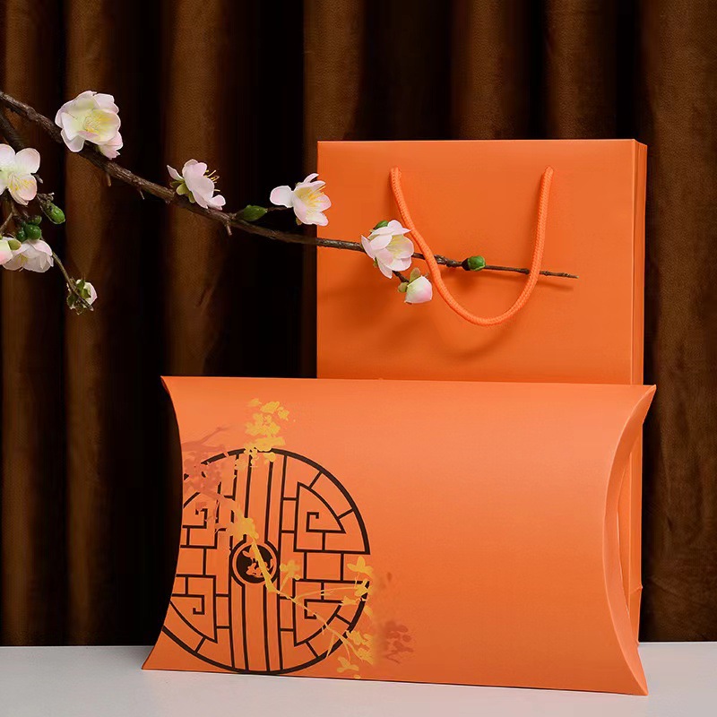 Custom Printed Pillow Boxes — packaging example 2