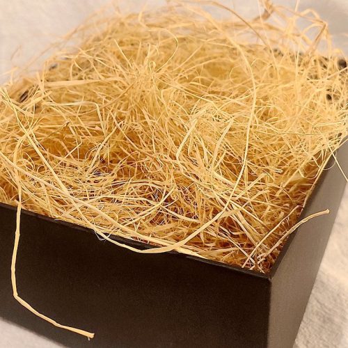 eco-friendly raffia grass for luxury packaging
