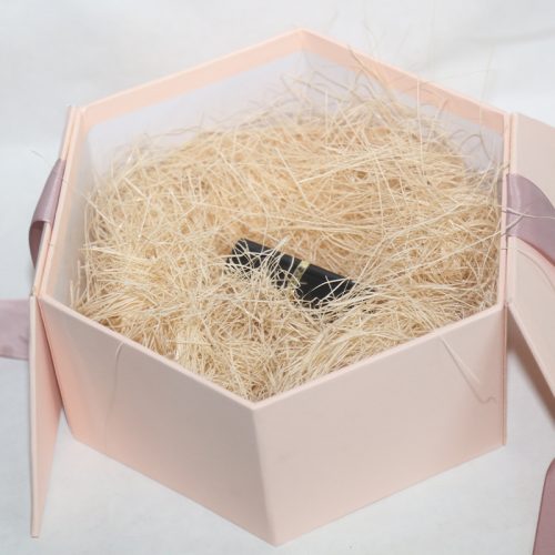 premium gift basket filler made from natural raffia grass